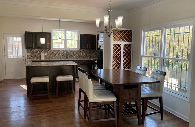 The Haven of Peace ATL. 3 Bedroom Home. Downtown Atlanta.