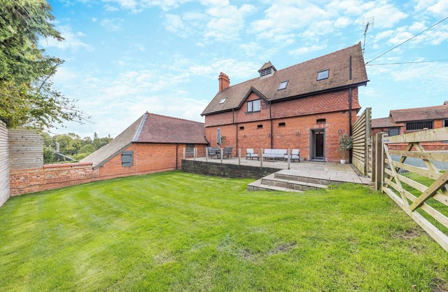 The Hay Loft offers the ultimate home for relaxing in both luxury and privacy.