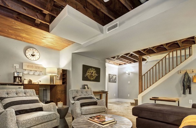 The Heart of Plaza-Midwood