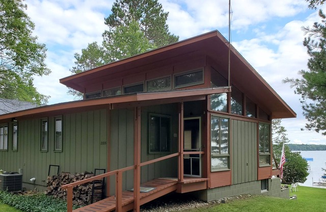 The Heritage House on the Northern shore of beautiful West Twin.
