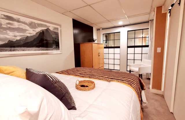 *The Hidden Gem* DunbarCave-SwanLake Suite NEW!