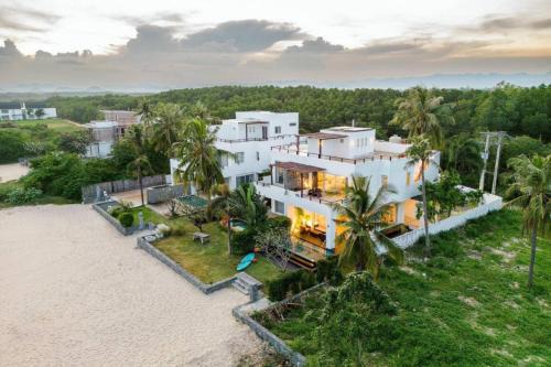 The hideaway beach front villas