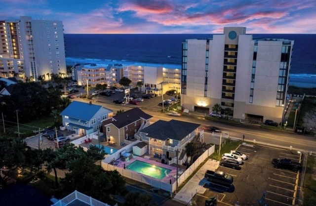 The High Tide Hideaway @ The Beach