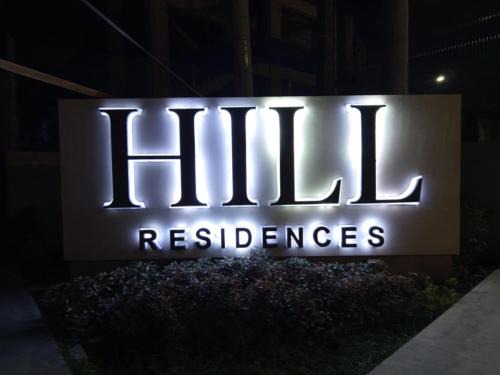 The Hill Crest by Tisha's Collection