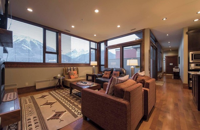 The Historic 901 Penthouse | Private Hot Tub