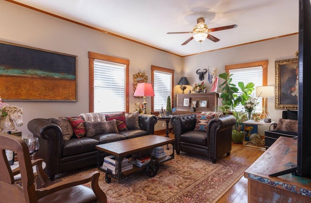 The historic Mahoney House in Russell is ideal for families and large groups.