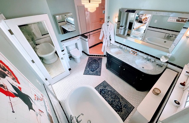 The Historic Mazer Mansion