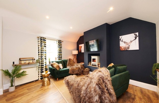 The Holgate Snug - sleeps 4 guests in 2 bedrooms
