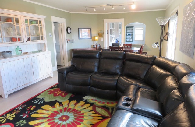 The Homestead - 3 bedroom House in the Heart of Chester