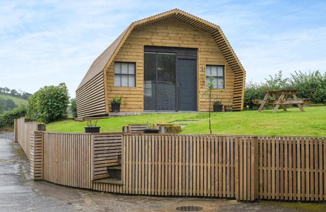 The Honey Pod - Uk44780