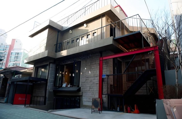 The house is rented completely