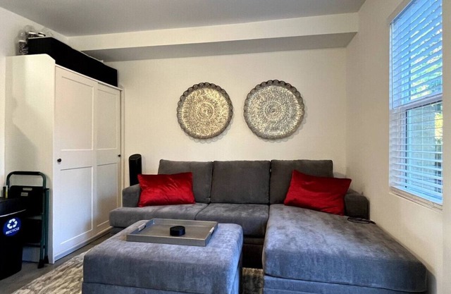 The Hudson Suite Spot - Studio Apt Close to ASU