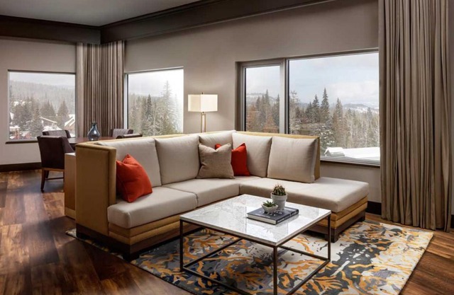 The Josie Hotel, Autograph Collection