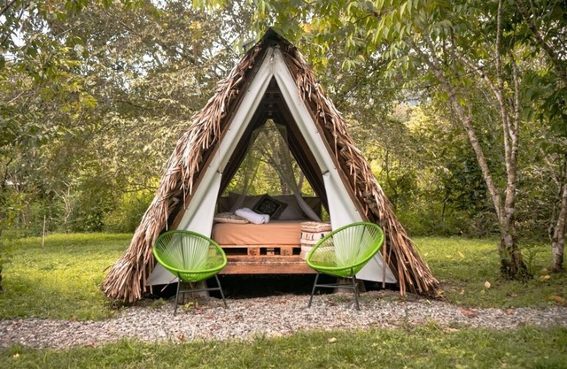 The Jungle Lodge at Kalu Yala - Glamping