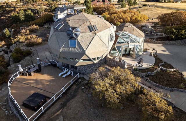 The KingDome: A Unique, Royal Experience w/Hot Tub | Gym | Steam Room & Views!