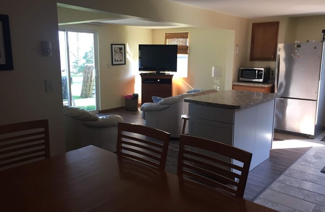 The Lakehouse at Willow Shores 1 - - Beaver Dam
