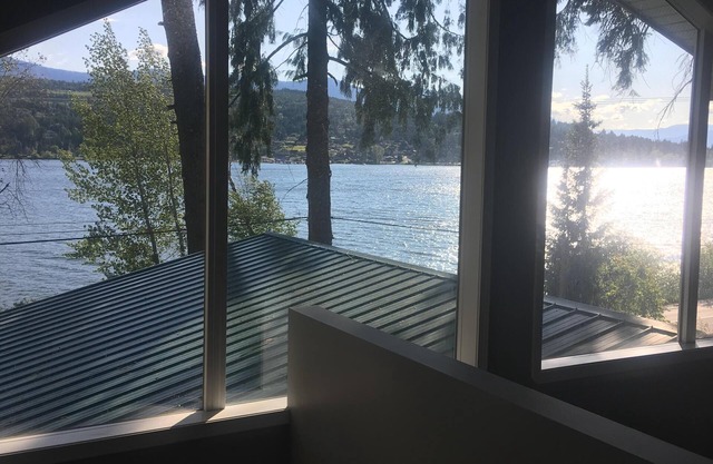 The Landing at Blind Bay Hideaway on the Shuswap