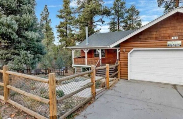 The Lazy Bear Inn- family friendly mountain getawaynn