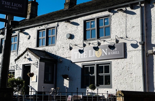 The Lion Pub & Grill