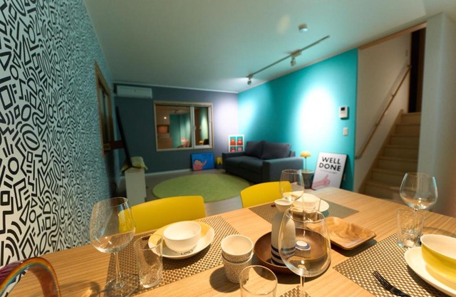 The Lobs 2, Rusutsu, Yotei view, 8 mins to Rusutsu