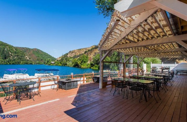 The Lodge at Blue Lakes