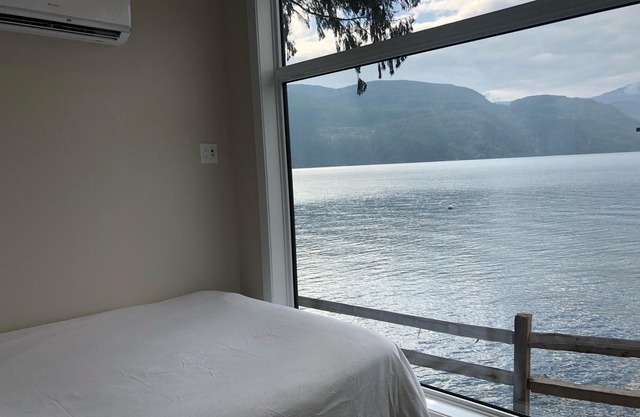 The Lodge on Harrison Lake Cabin #1, 2 bedroom