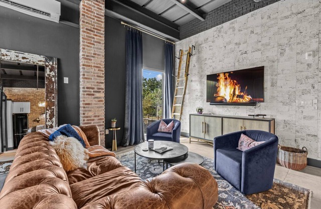 The Loft - Luxury Condo Downtown Tampa