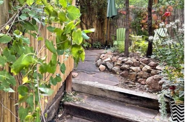 The Love Shack @ Manitou Incline