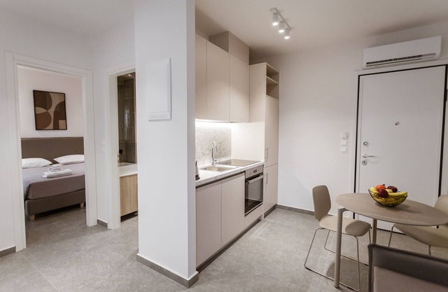 The Luxury Apartment of Colossus-Hes