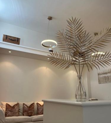 The Luxury Boutique Retreat