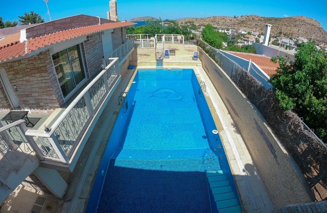 The Mardim Villa (with private pool)