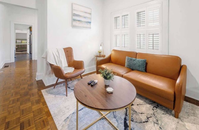 The Market Apts by Nest and Bloom - Suite 1 (331)