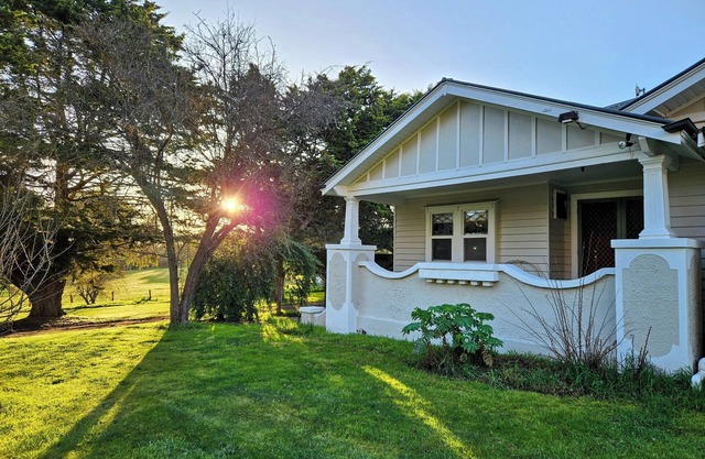 The Mia Mia Newstead - Pet Friendly Country Retreat close to town