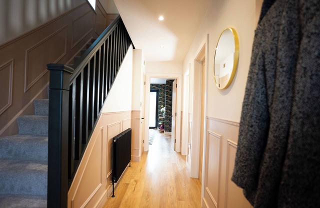 The Moat House - Ideal for NEC, HS2, Solihull & Birmingham City Centre
