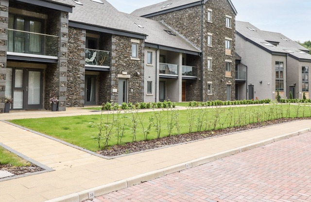 THE NEST (39 IRONWORKS), pet friendly in Newby Bridge