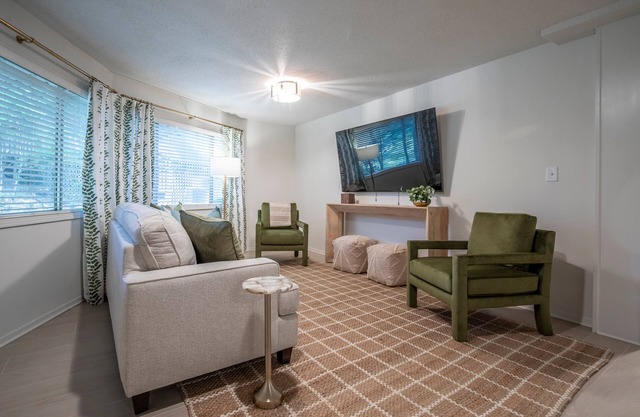 The Nest, Discounted rate for S. Carolina game!