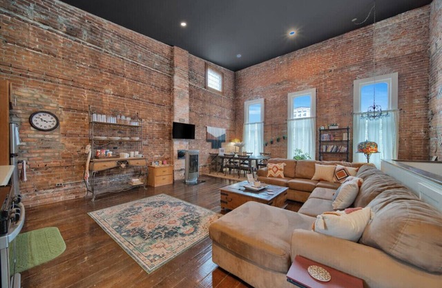 The Noble Loft in Downtown Lexington!