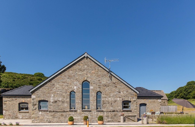 The Old Cow Shed (sleeps 16)