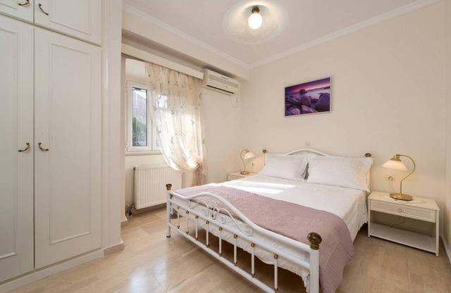 The Old Mansion Two Bedroom Apartment