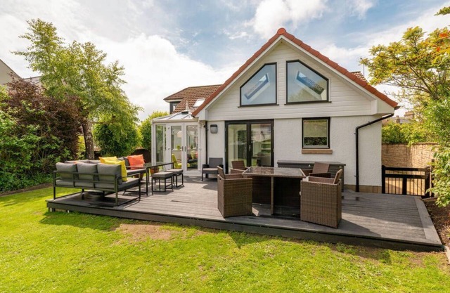 The Old Vinery - a townhouse that sleeps 10 guests in 5 bedrooms