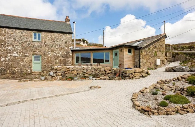 The Olde Piggery, on the coast, Zennor, St Ives