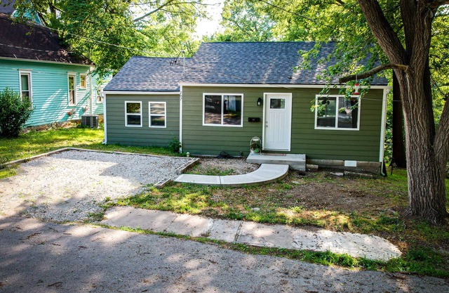 The Orchard House: Close to the Katy Trail, Truman Lake and Historic Downtown