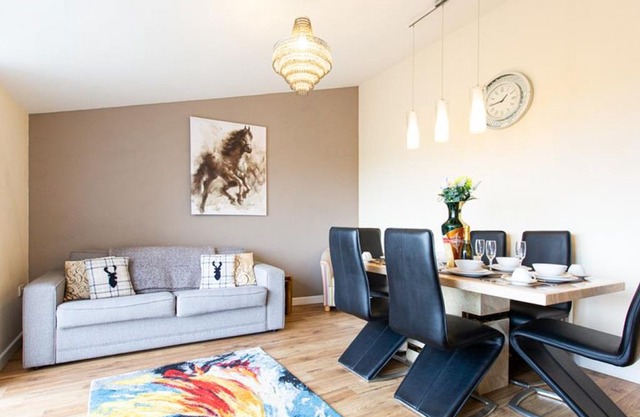 The Outlook - Two Bedroom House, Sleeps 6