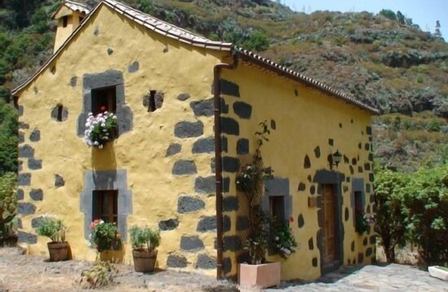 The Pajar de Casa de La Virgen for 4 people