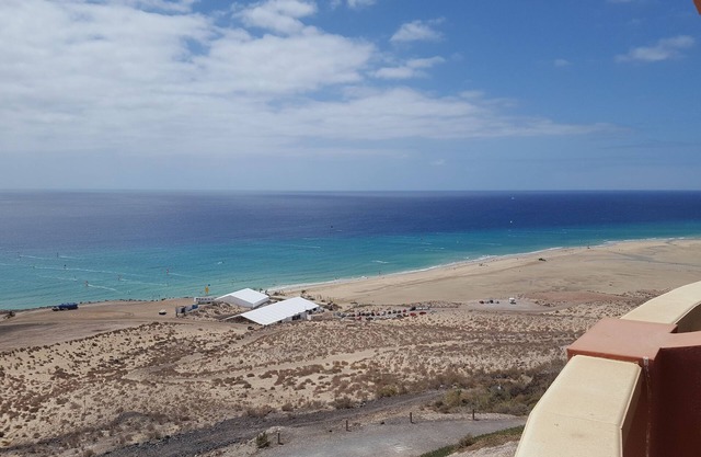 THE PARADISE ON THE OCEAN 10
