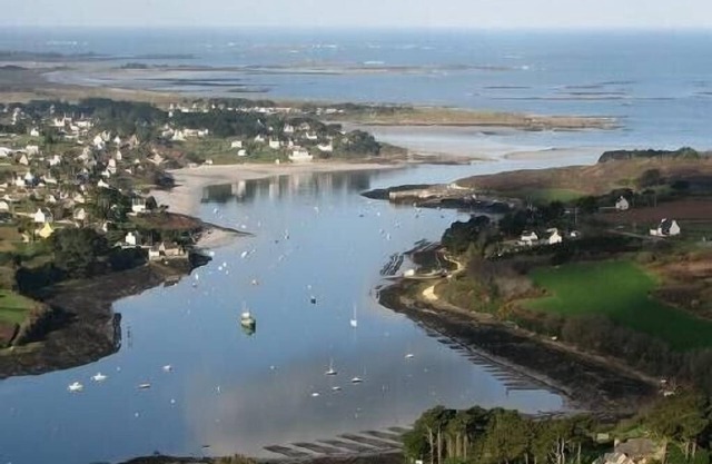 The peace and quiet of the countryside just a stone's throw from the sea