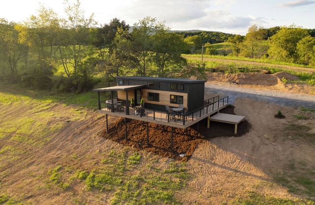 The Perch | Amazing Views + Fire Pit + Grill