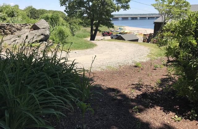 The perfect Beach Cottage in then perfect seaside neighborhood.