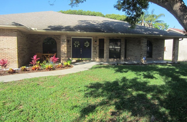 The perfect home base for exploring Florida! 3BR, 2BA executive home with Pool