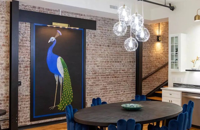 The Plaid Peacock - minutes from Mammoth Cave. Family sized, downtown Glasgow!nn